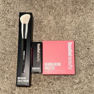 Huda Beauty Blush Filter Palette, Liquid Blush and Diffusing Cheek Brush Set